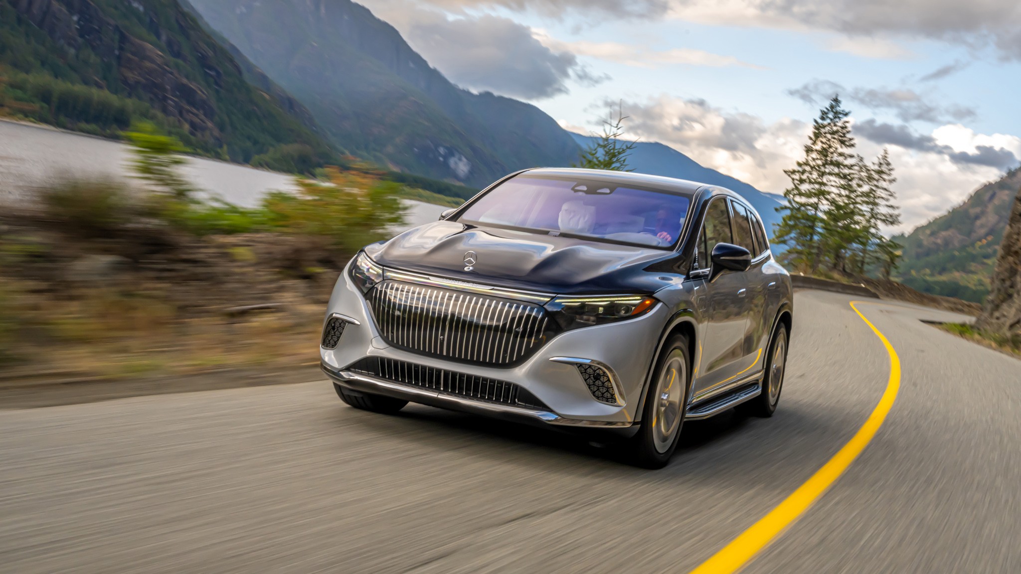 2025 Mercedes-Benz EQS-Class SUV