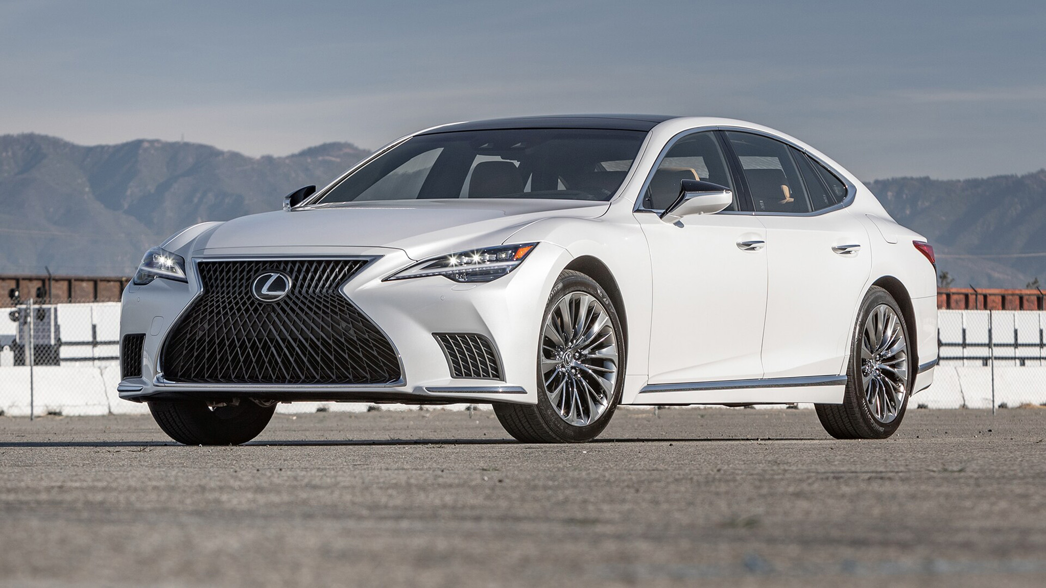 2022 Lexus LS