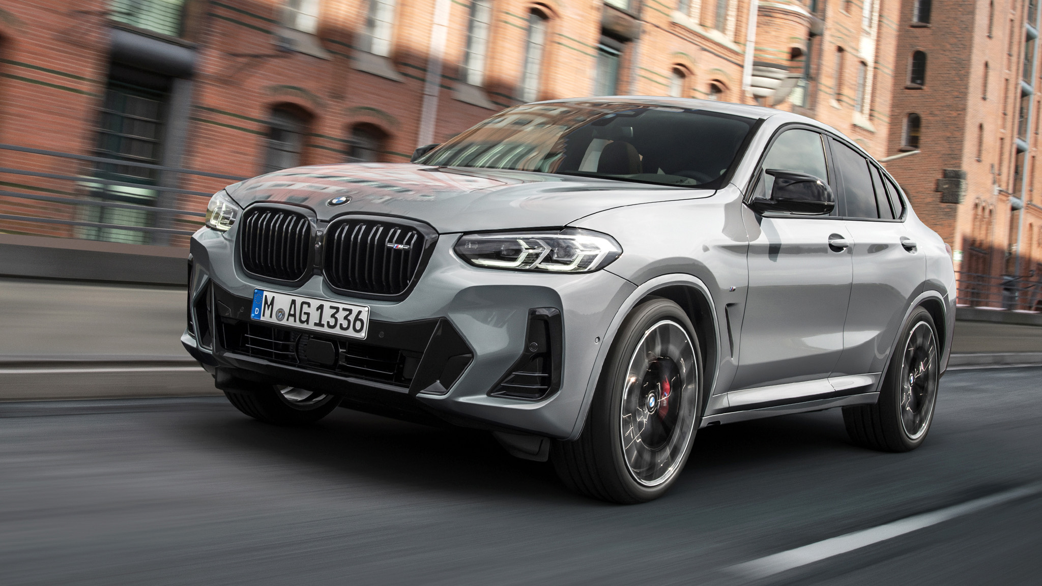 2023 BMW X4