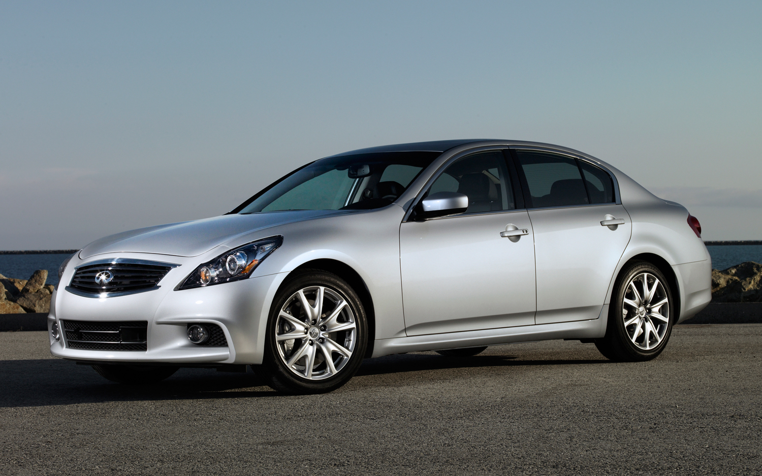 2012 Infiniti G25