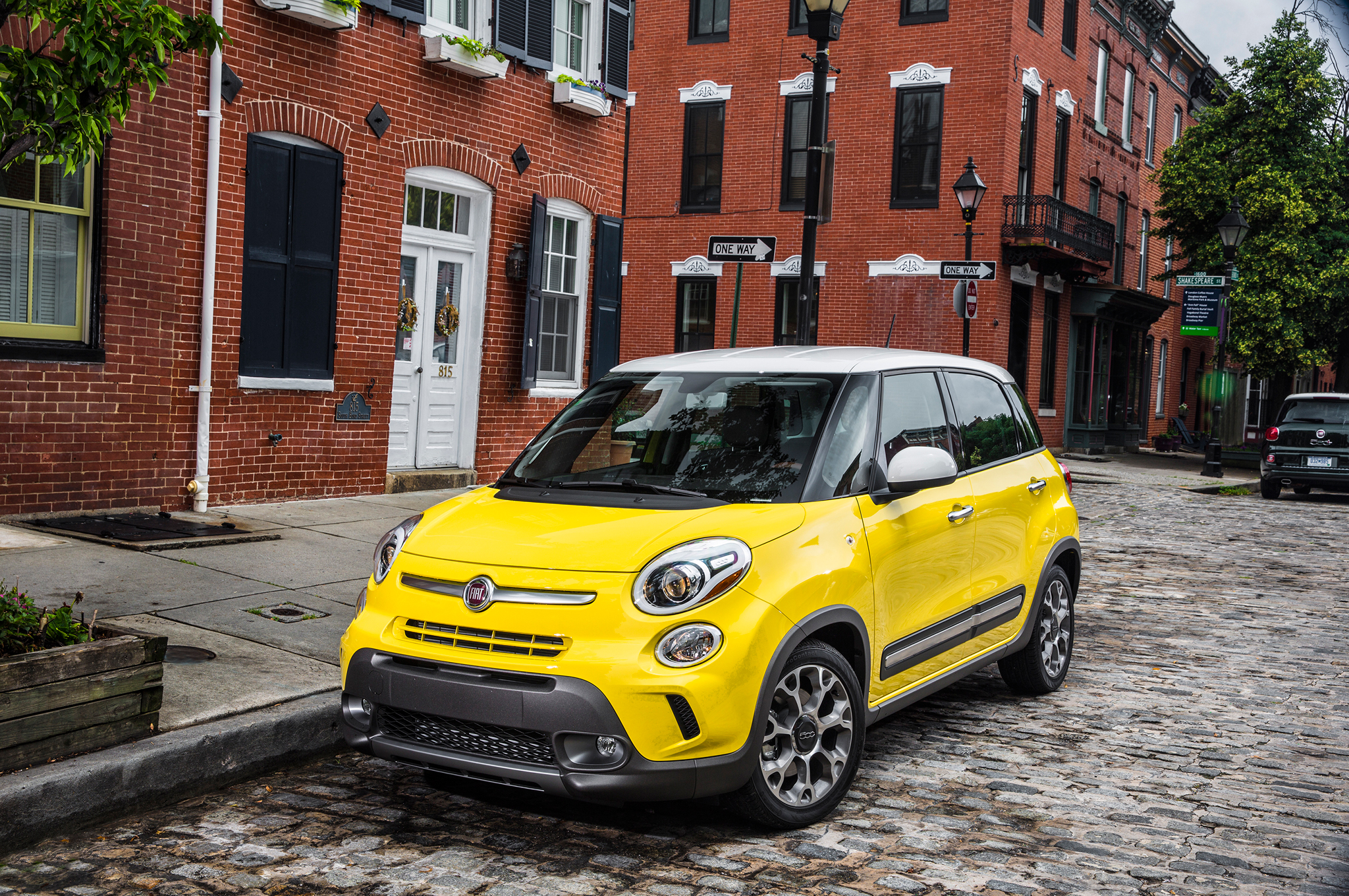 2015 FIAT 500L