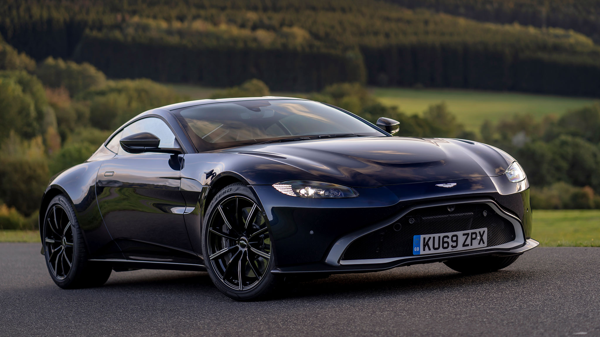 2020 Aston Martin Vantage